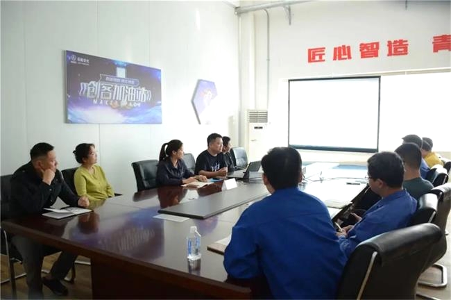 樂凱華光召開青年創(chuàng)客聯(lián)盟成員座談交流會